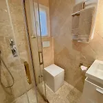 Climatise, Terrasse, Parking Prive, 50m De La Apartment *