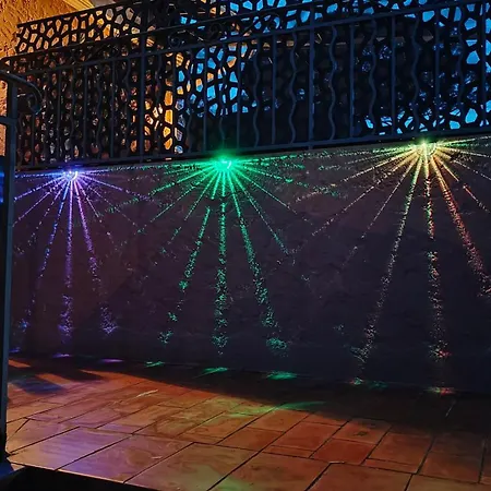 Διαμέρισμα Climatise, Terrasse, Parking Prive, 50m De La *