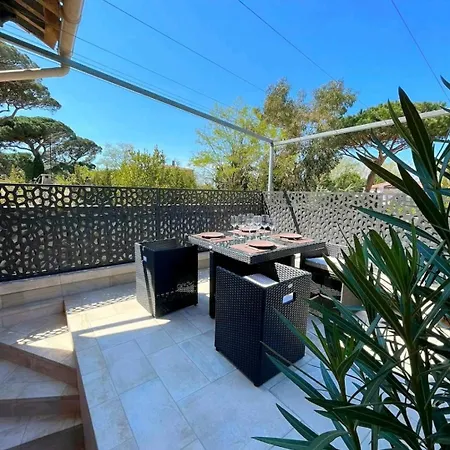Climatise, Terrasse, Parking Prive, 50m De La * Saint-Tropez