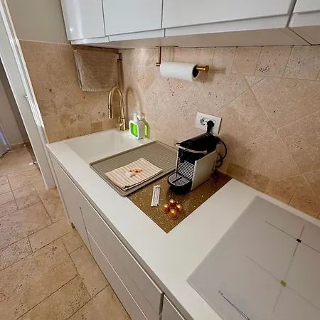 Climatise, Terrasse, Parking Prive, 50m De La Apartment Saint-Tropez