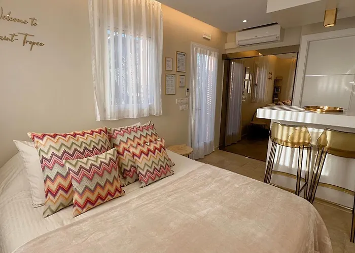 Climatise, Terrasse, Parking Prive, 50m De La Apartment *