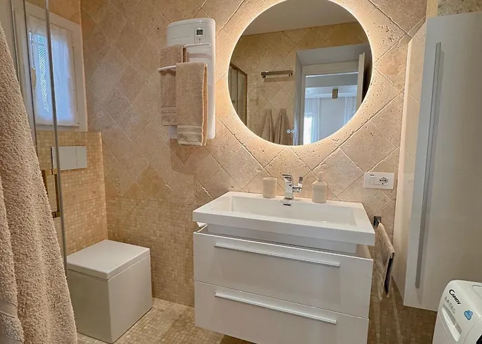 Climatise, Terrasse, Parking Prive, 50m De La Apartment *