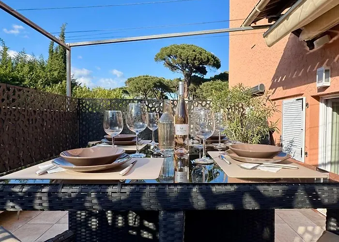 Climatise, Terrasse, Parking Prive, 50m De La * Saint-Tropez